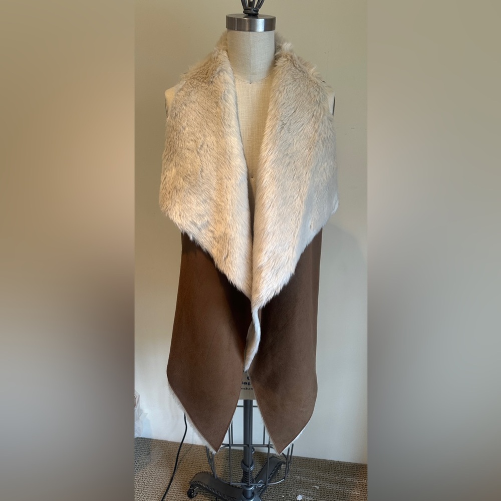 Ariat Kesha Faux Fur Trimmed Coat Size S/M